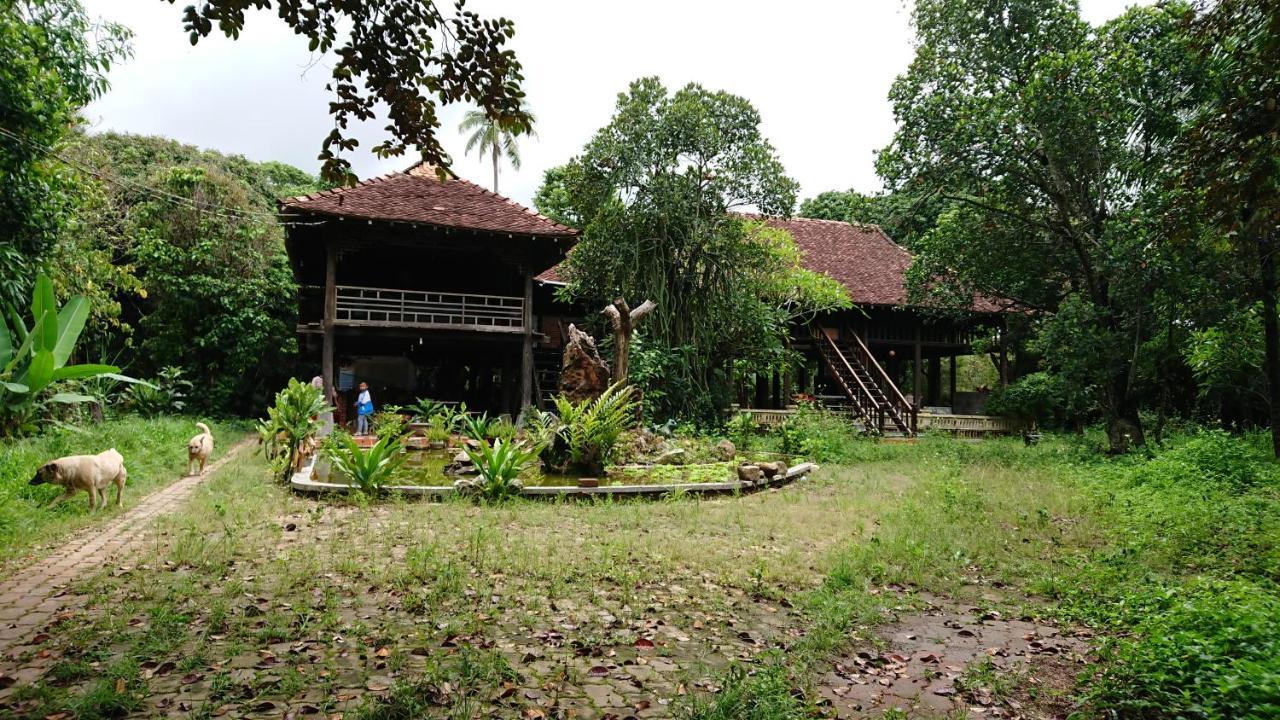 Vuonthuguesthousegarden Kon Tum Eksteriør billede
